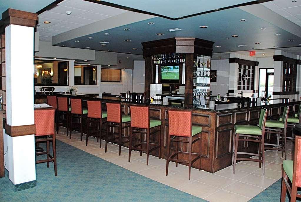 Doubletree By Hilton פייטוויל מסעדה תמונה