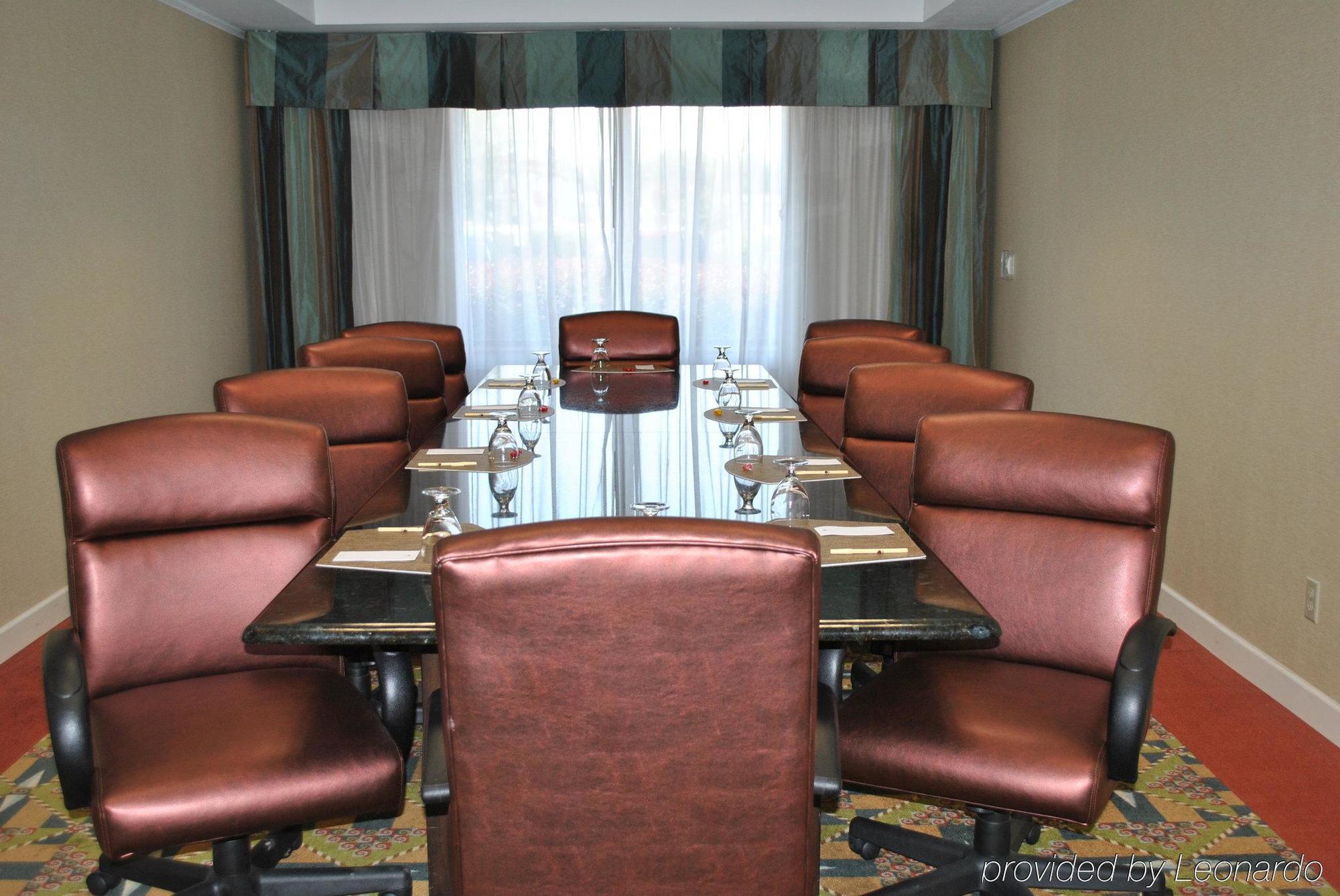 Doubletree By Hilton פייטוויל מראה חיצוני תמונה
