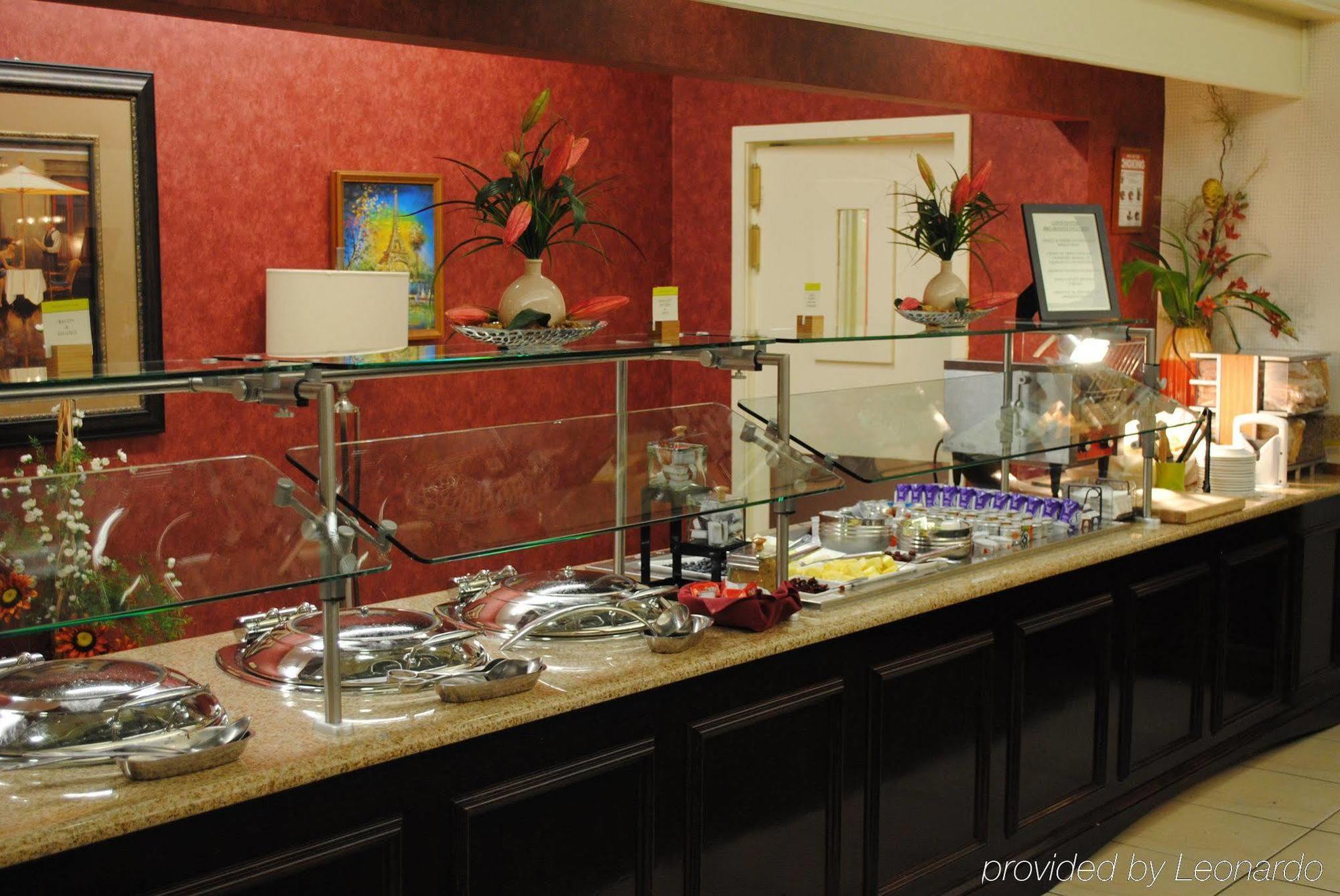 Doubletree By Hilton פייטוויל מראה חיצוני תמונה