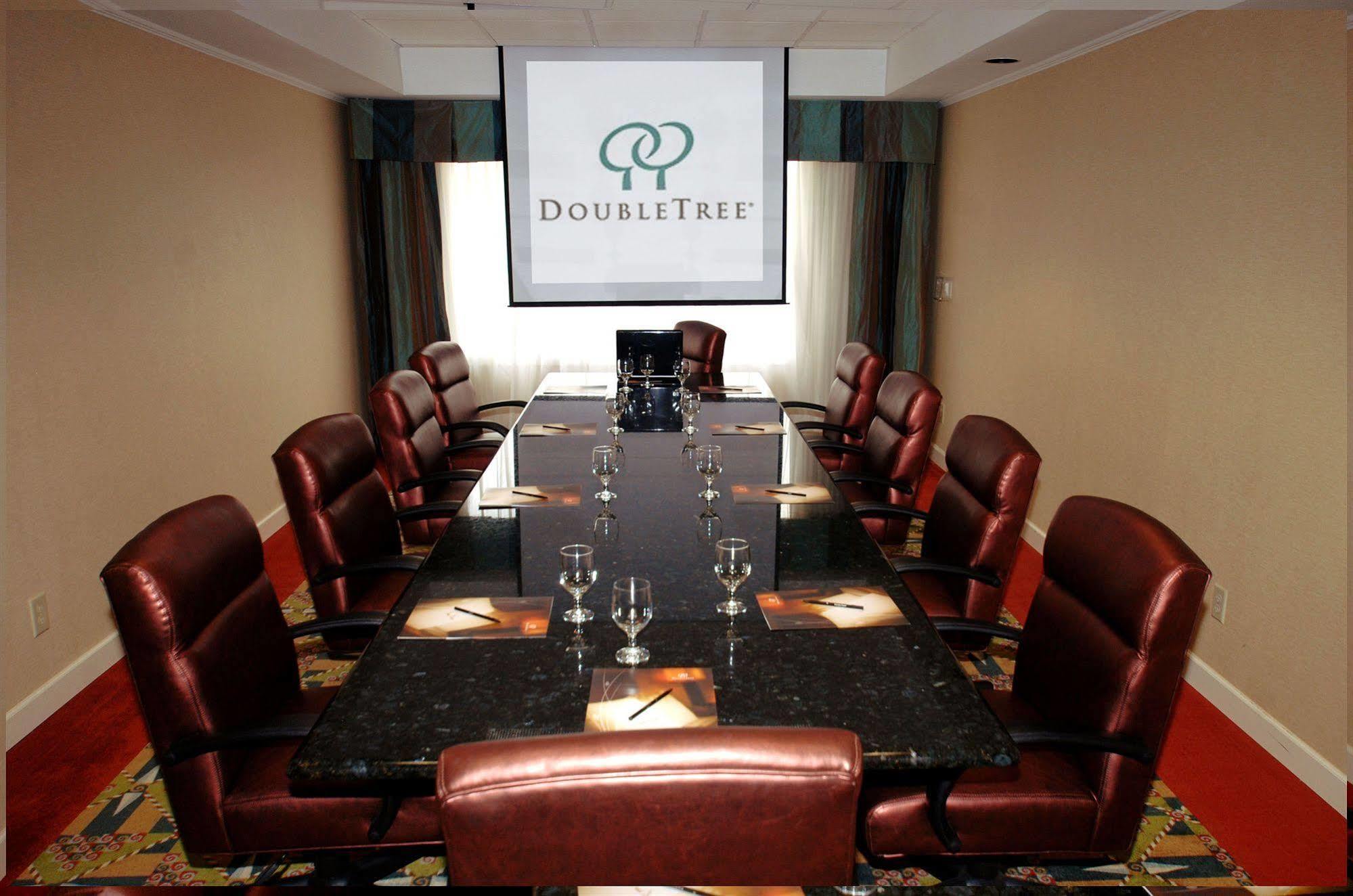 Doubletree By Hilton פייטוויל מראה חיצוני תמונה